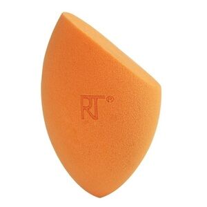 Real Techniques Miracle Complexion Sponge Makeup Blender | NEW